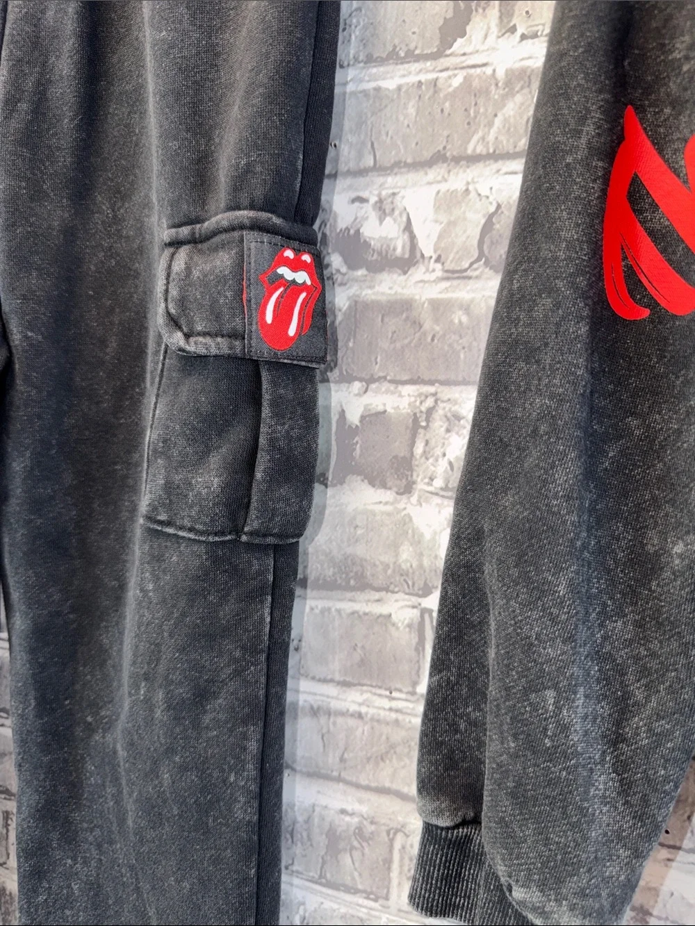 The Rolling Stones Kids Black Hoodie & Jogger Set with Iconic Tongue Graphic